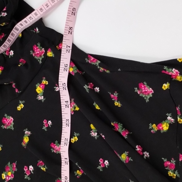 Socialite Curve Black floral long sleeve midi dress twisted front - Picture 8 of 10